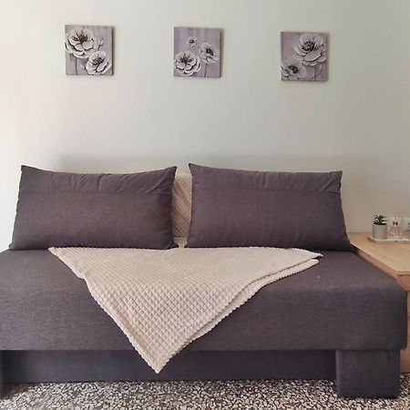 Garnet2 Apartment Каламата Екстериор снимка