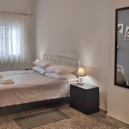 Garnet2 Apartment Каламата Екстериор снимка