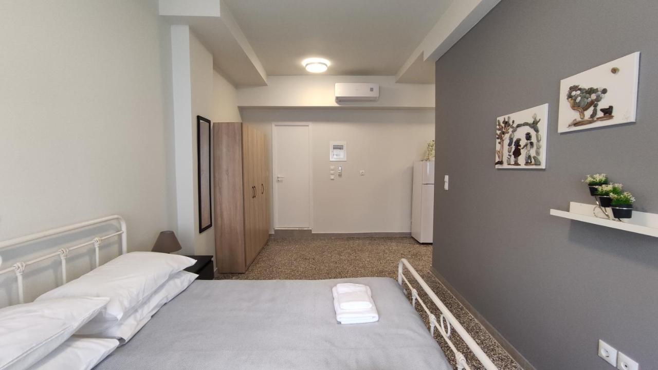 Garnet2 Apartment Каламата Екстериор снимка