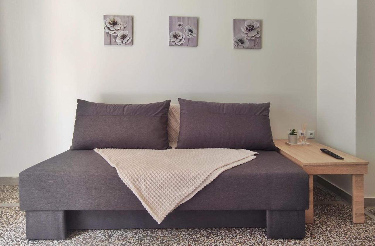 Garnet2 Apartment Каламата Екстериор снимка
