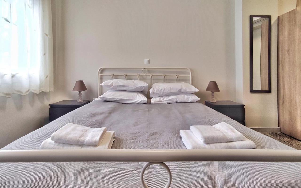 Garnet2 Apartment Каламата Екстериор снимка
